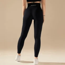 Bezszwowe legginsy BASIC BLACK 1 szt.